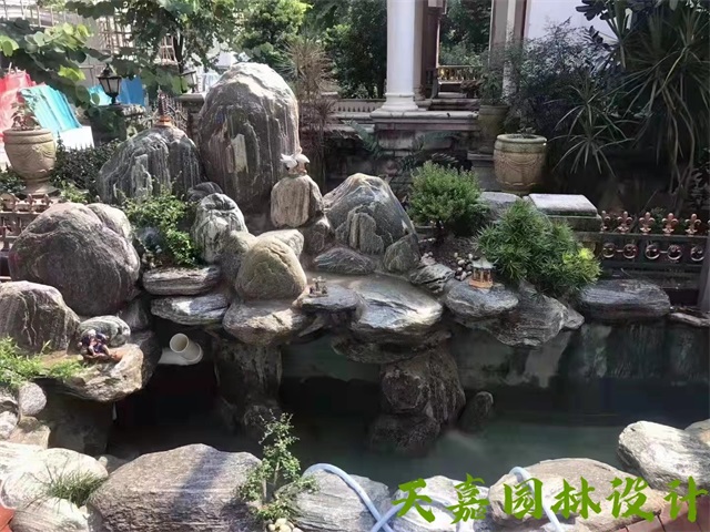 陕西小型庭院假山鱼池